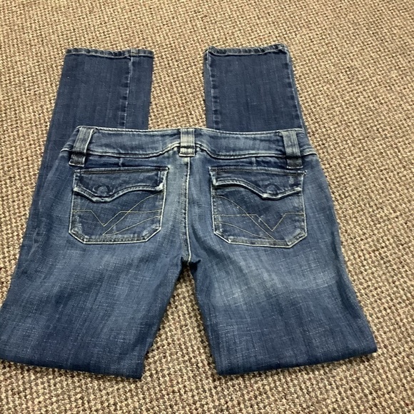Diesel 29” Low Rise Dark Wash Skinny Jeans - Picture 1 of 13